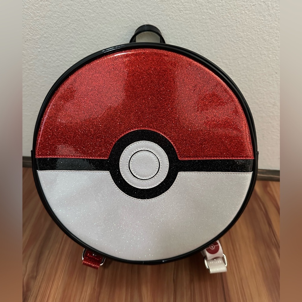 NWT RARE Loungefly Exclusive Pokémon Pokeball Backpack